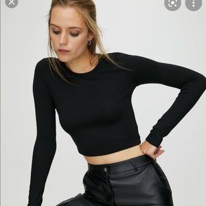 Wilfred Free long sleeve crop top